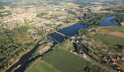 vue a&eacute;rienne de Feurs